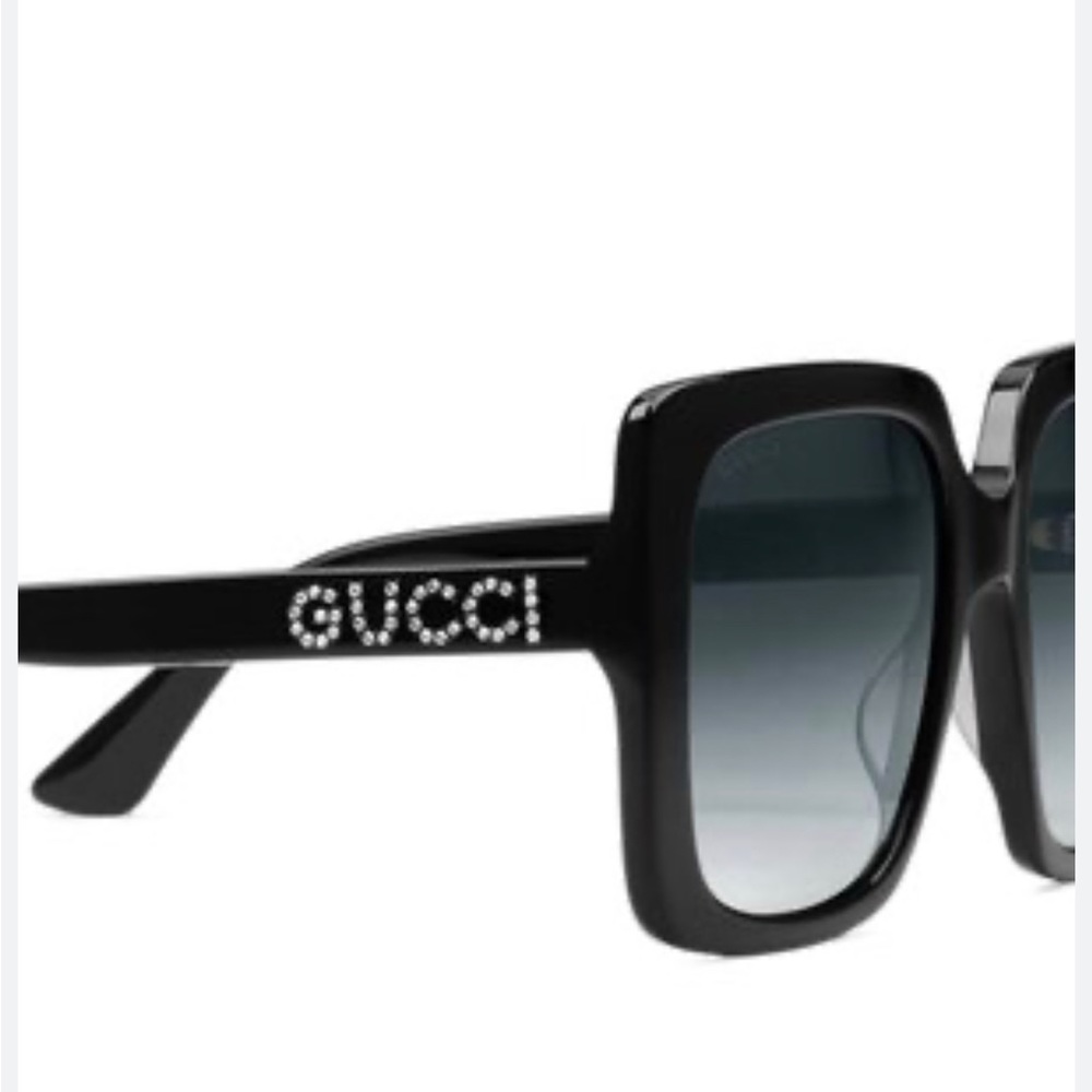 Gucci sunglasses never worn
